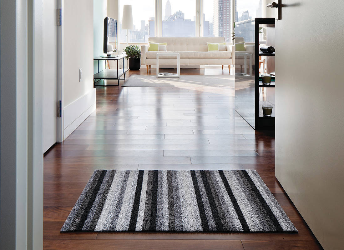 Chilewich Teppich Even Stripe mineral